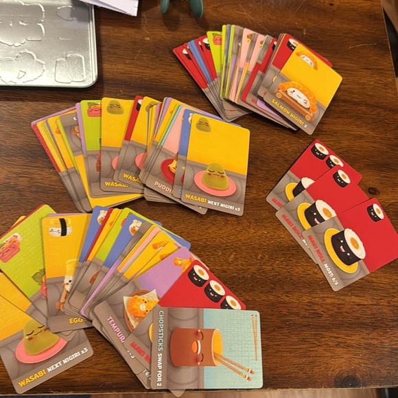 Sushi Go Card Game - Picture 3 of 4